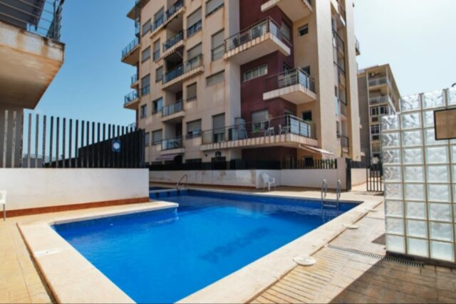 Apartament w Punta Prima blisko morza